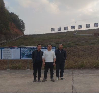 1698388756107905.jpg 1698388792501.jpg